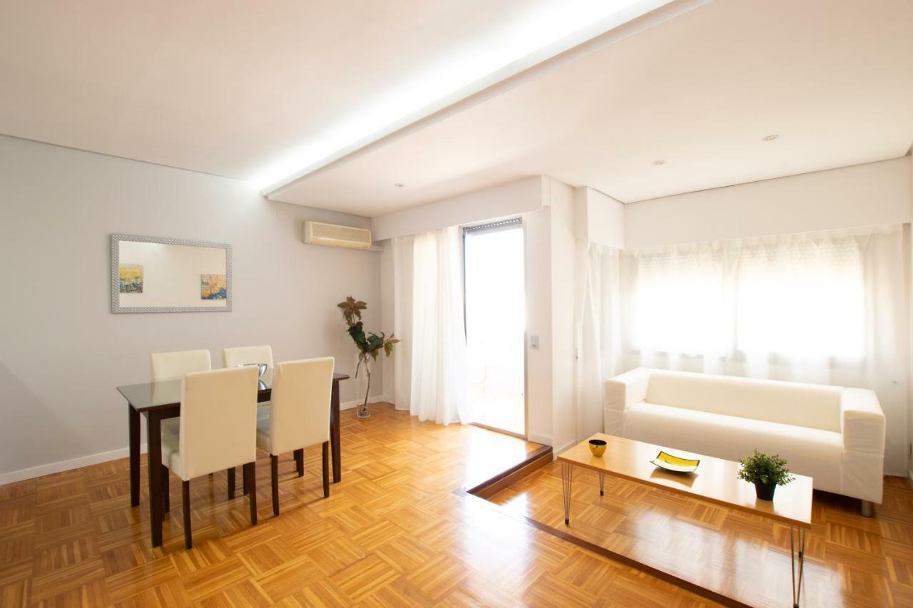Light And Bright Apartment In Central فالنسيا المظهر الخارجي الصورة
