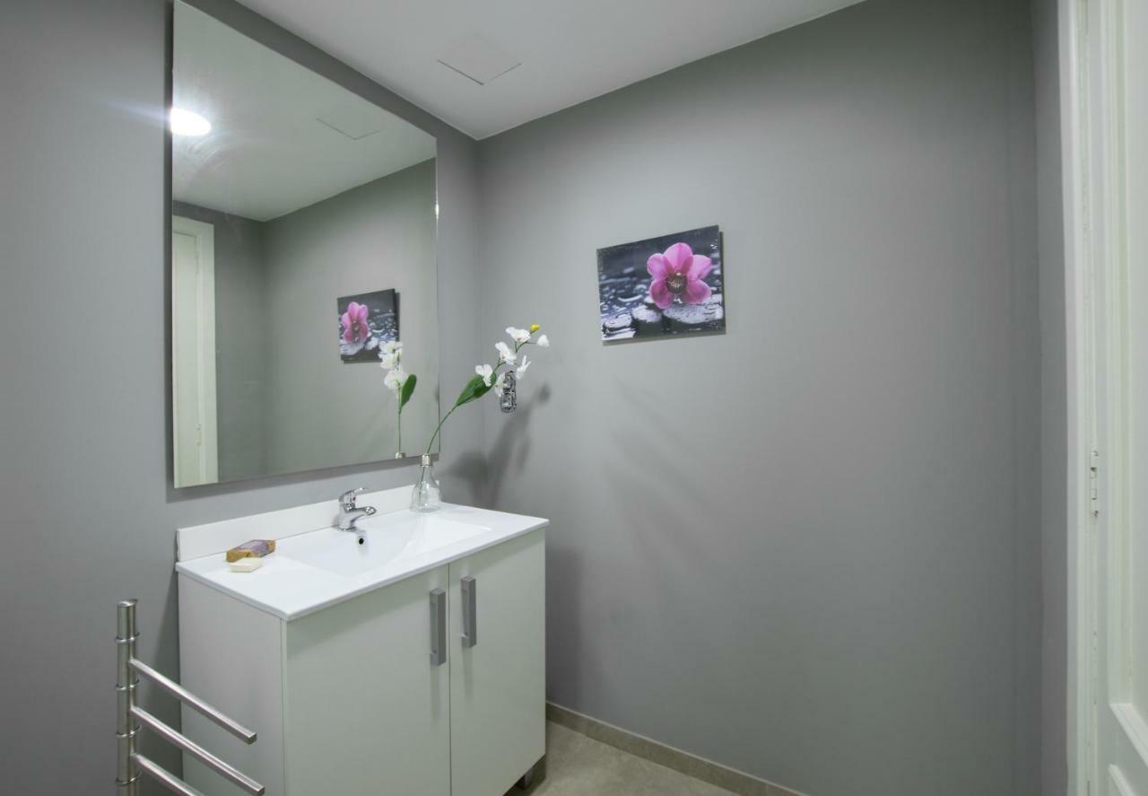 Light And Bright Apartment In Central فالنسيا المظهر الخارجي الصورة